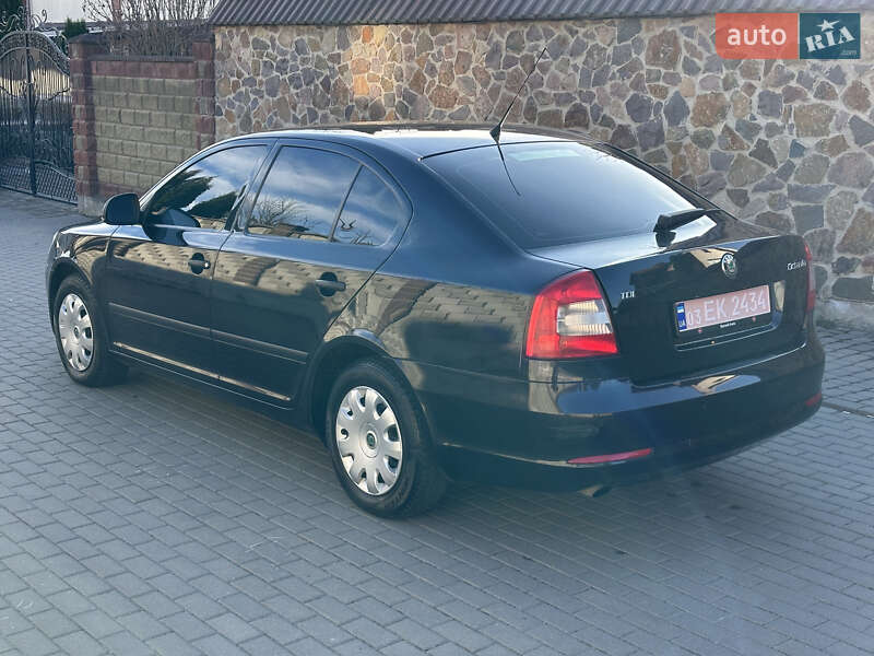 Лифтбек Skoda Octavia 2010 в Ровно