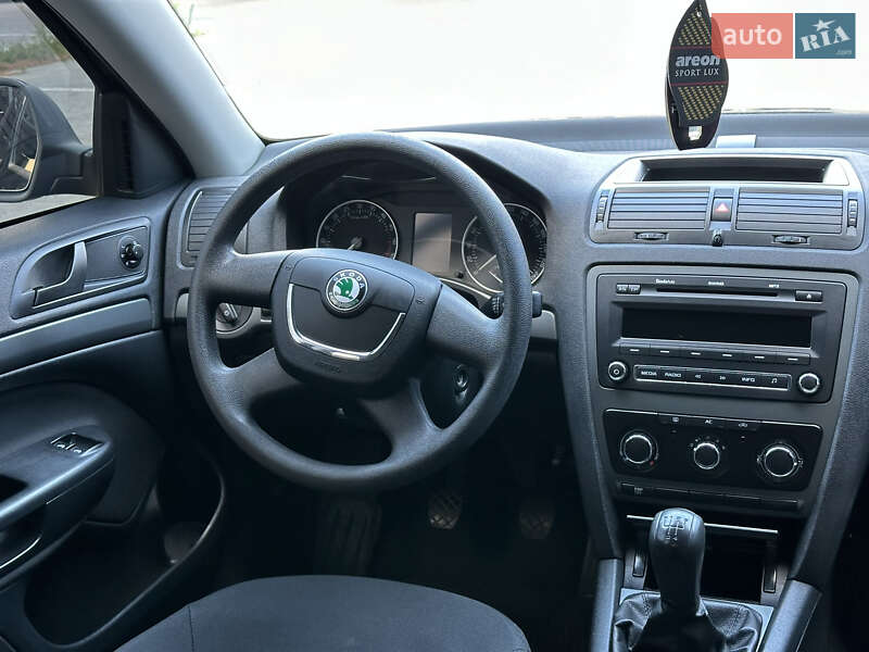 Лифтбек Skoda Octavia 2010 в Ровно