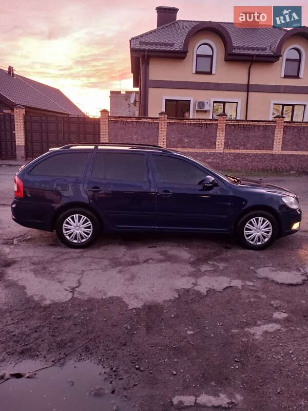 Универсал Skoda Octavia 2011 в Чуднове
