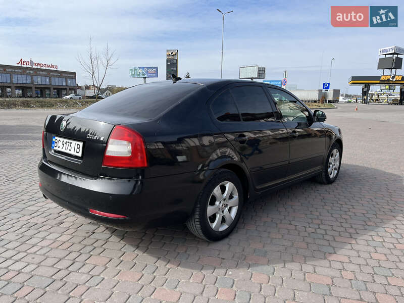 Лифтбек Skoda Octavia 2009 в Самборе фото 3 Лифтбек Skoda Octavia 2009 в Самборе