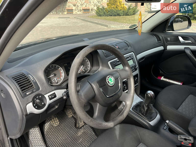 Лифтбек Skoda Octavia 2009 в Самборе фото 9 Лифтбек Skoda Octavia 2009 в Самборе