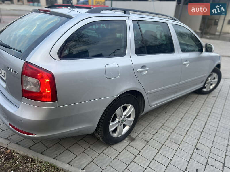 Универсал Skoda Octavia 2009 в Тернополе