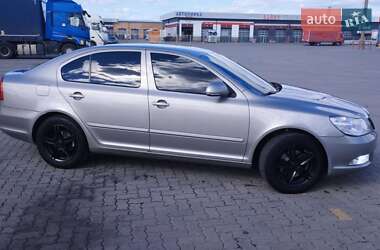 Лифтбек Skoda Octavia 2009 в Сарнах