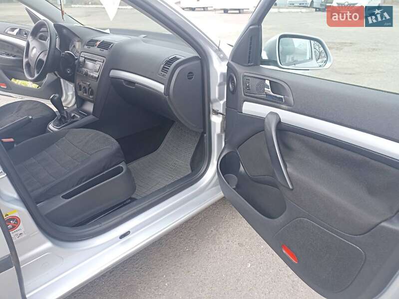 Ліфтбек Skoda Octavia 2008 в Шполі