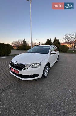 Універсал Skoda Octavia 2019 в 