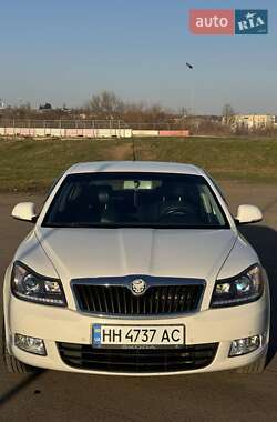 Лифтбек Skoda Octavia 2009 в 