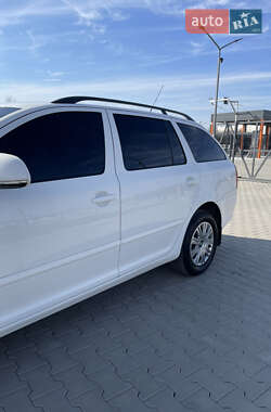 Универсал Skoda Octavia 2009 в 
