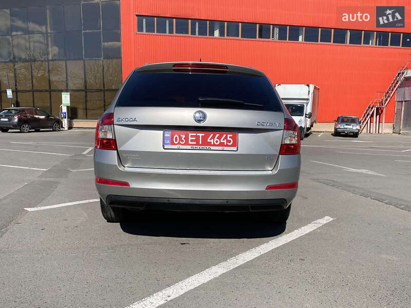 Універсал Skoda Octavia 2013 в Одесі