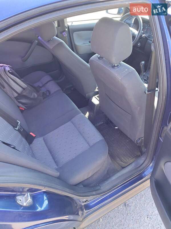 Лифтбек Skoda Octavia 2006 в Белогородке