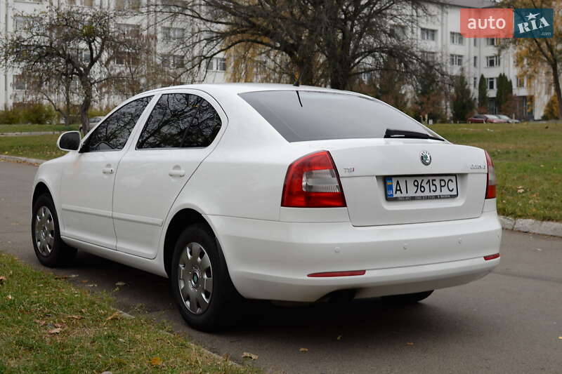 Лифтбек Skoda Octavia 2011 в Киеве фото 8 Лифтбек Skoda Octavia 2011 в Киеве