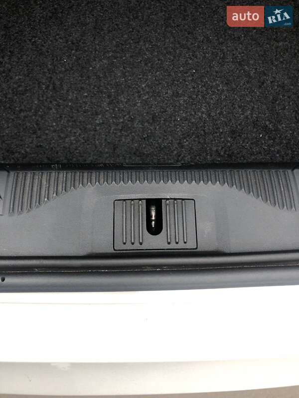 Лифтбек Skoda Octavia 2011 в Киеве фото 44 Лифтбек Skoda Octavia 2011 в Киеве