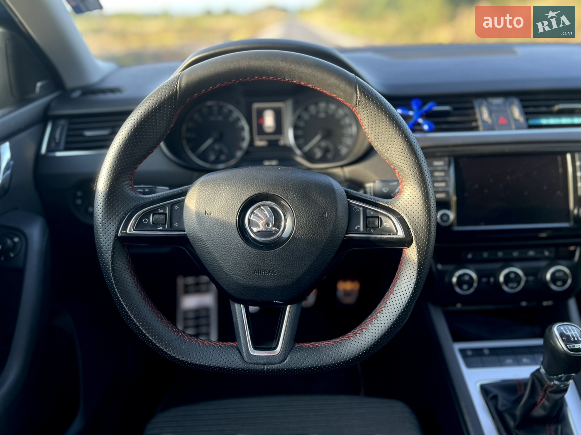 2015 Skoda Octavia - мініатюра 13