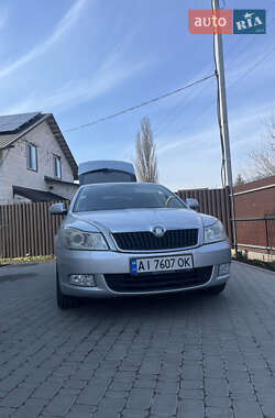 Лифтбек Skoda Octavia 2010 в 