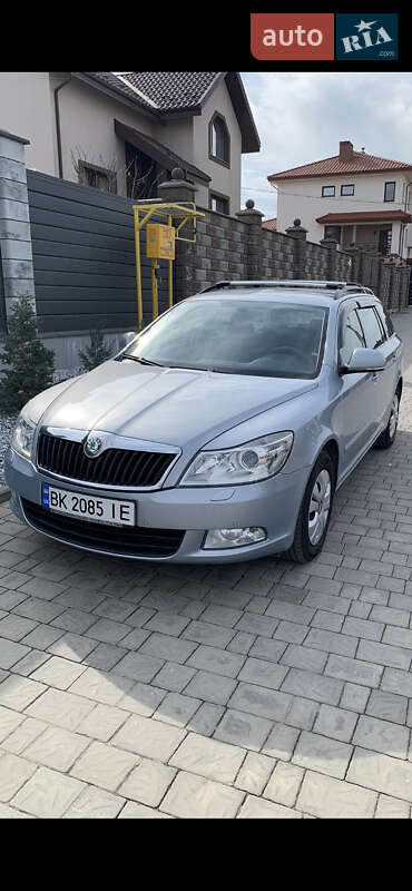 Универсал Skoda Octavia 2011 в Ровно