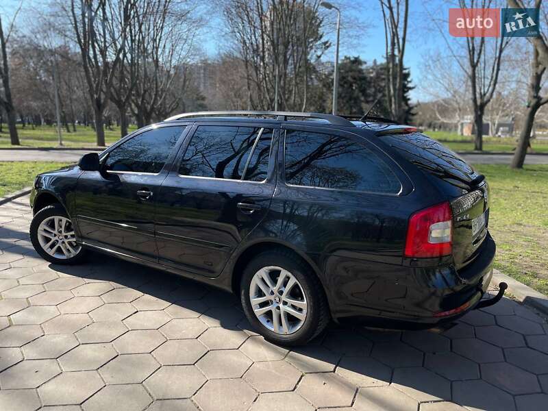 Универсал Skoda Octavia 2009 в Одессе
