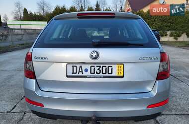 Универсал Skoda Octavia 2013 в Долине