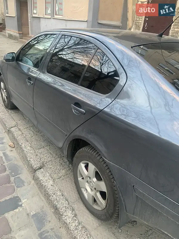 Ліфтбек Skoda Octavia 2009 в 