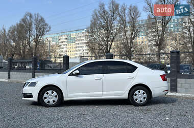 Лифтбек Skoda Octavia 2017 в 