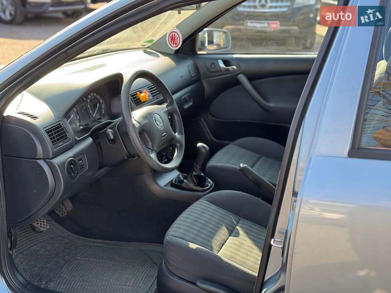 Универсал Skoda Octavia 2006 в Виннице