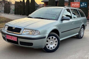 Универсал Skoda Octavia 2009 в 