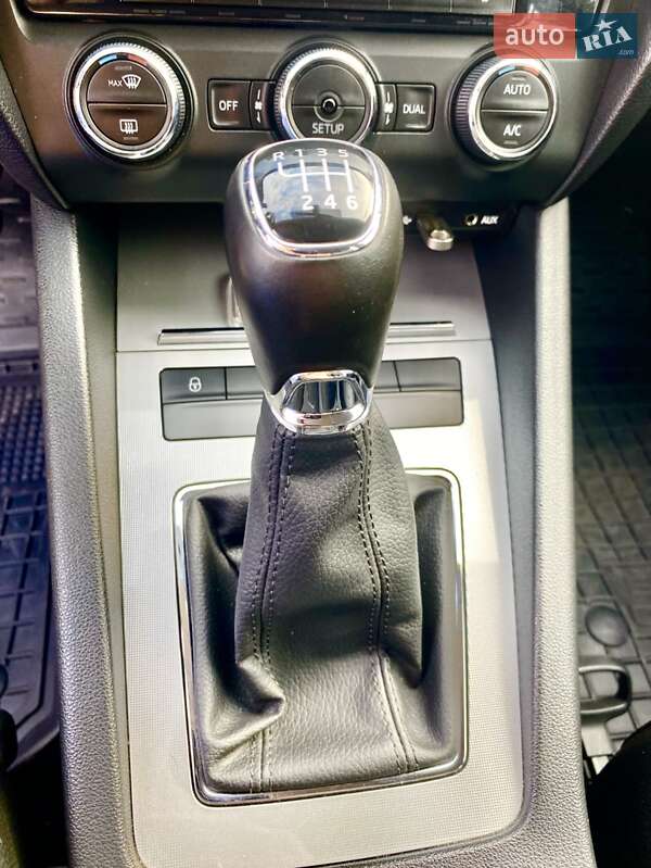 Лифтбек Skoda Octavia 2014 в Николаеве