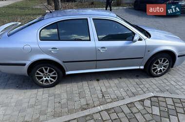 Лифтбек Skoda Octavia 2008 в 