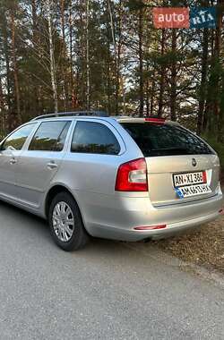 Універсал Skoda Octavia 2010 в Житомирі