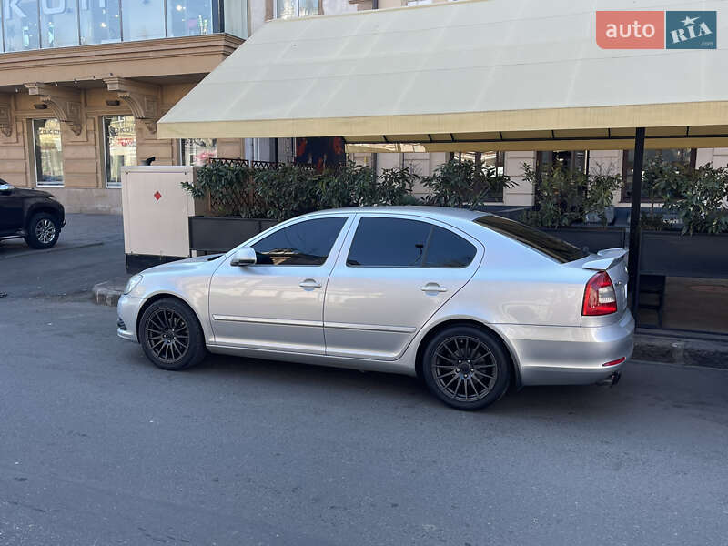 Ліфтбек Skoda Octavia 2011 в Одесі