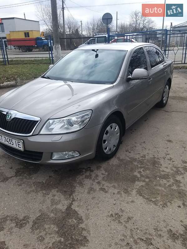 Лифтбек Skoda Octavia 2011 в Ивано-Франковске