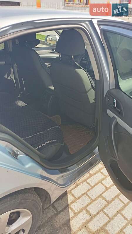 Лифтбек Skoda Octavia 2010 в Хусте