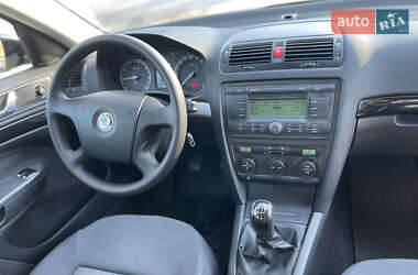 Лифтбек Skoda Octavia 2006 в 