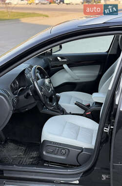 Универсал Skoda Octavia 2009 в 