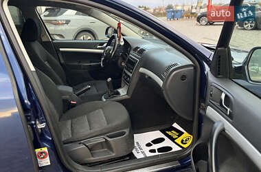 Универсал Skoda Octavia 2011 в 