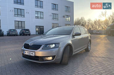 Универсал Skoda Octavia 2013 в Ровно