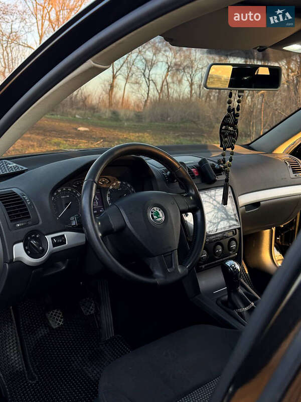 Універсал Skoda Octavia 2008 в П'ятихатках