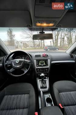 Лифтбек Skoda Octavia 2012 в 