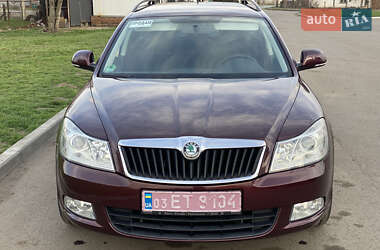 Универсал Skoda Octavia 2012 в 