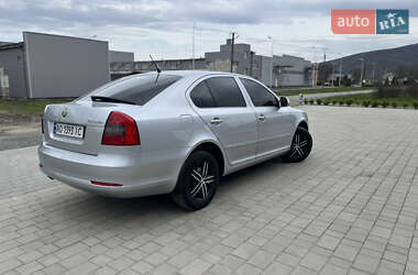 Лифтбек Skoda Octavia 2011 в 