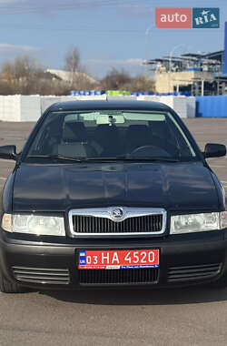 Лифтбек Skoda Octavia 2009 в 