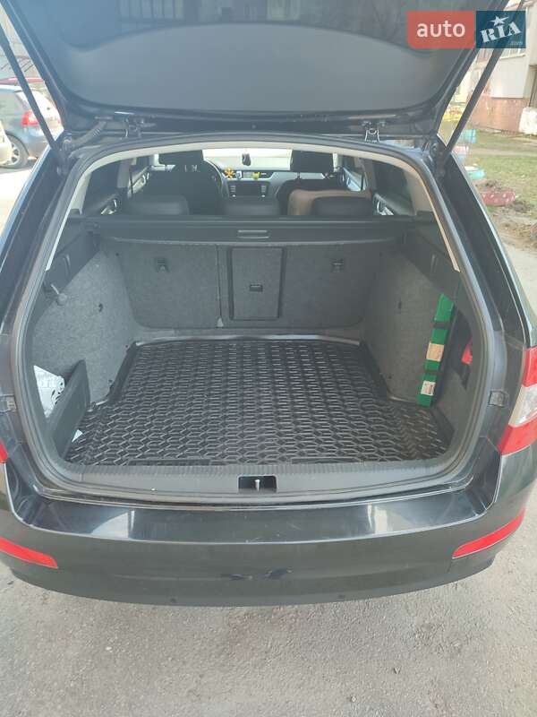 Універсал Skoda Octavia 2016 в Шепетівці