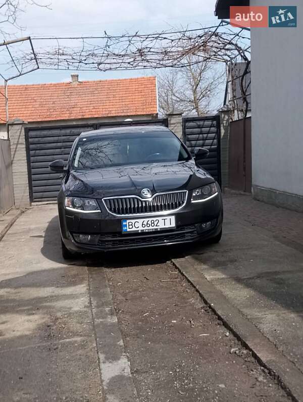 Лифтбек Skoda Octavia 2016 в Золочеве
