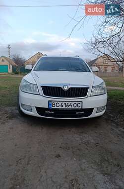 Універсал Skoda Octavia 2012 в 