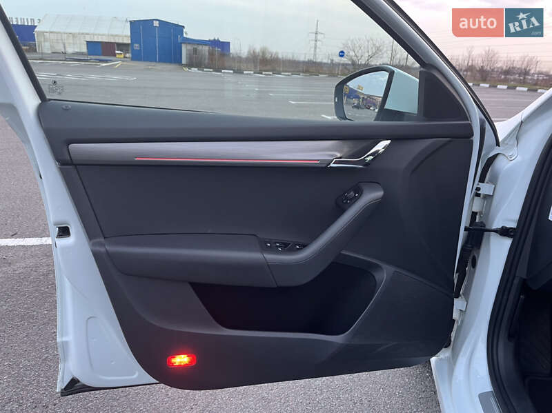 Универсал Skoda Octavia 2017 в Ровно фото 19 Универсал Skoda Octavia 2017 в Ровно