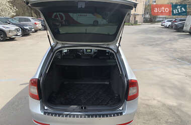 Универсал Skoda Octavia 2011 в 