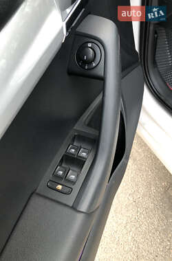 Лифтбек Skoda Octavia 2015 в 