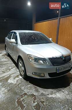 Лифтбек Skoda Octavia 2012 в 