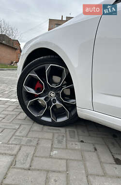 Универсал Skoda Octavia 2016 в Киеве