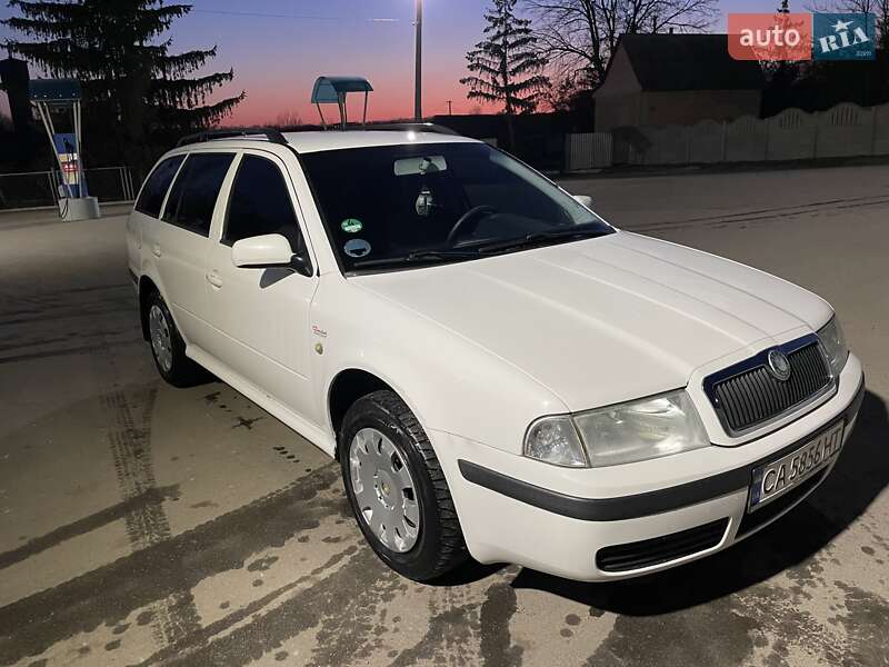 Универсал Skoda Octavia 2005 в Лысянке
