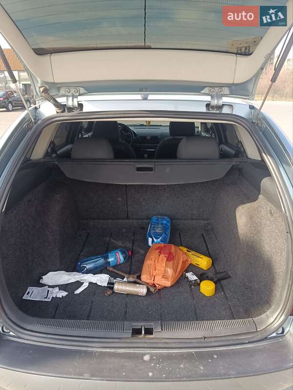 Универсал Skoda Octavia 2002 в Желтых Водах