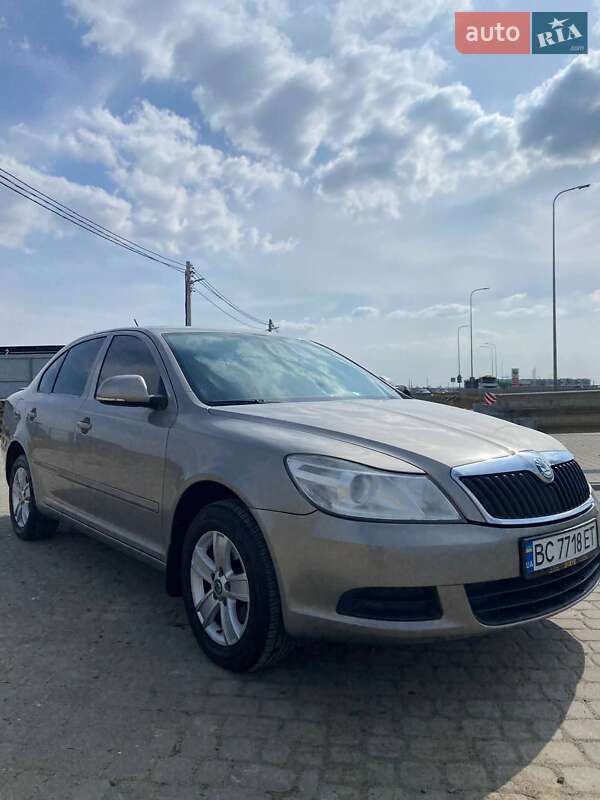 Skoda Octavia 2011